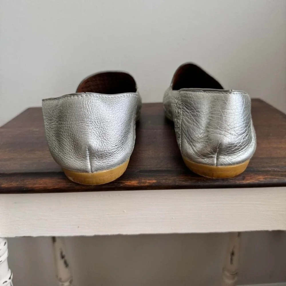 Silver Cutout‎ Loafer Flat Kenneth Cole 9
